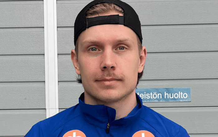 Jiri Joukainen lainasopimuksella Ankkurien miehistöön